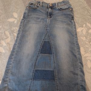Girls Jordache skirt